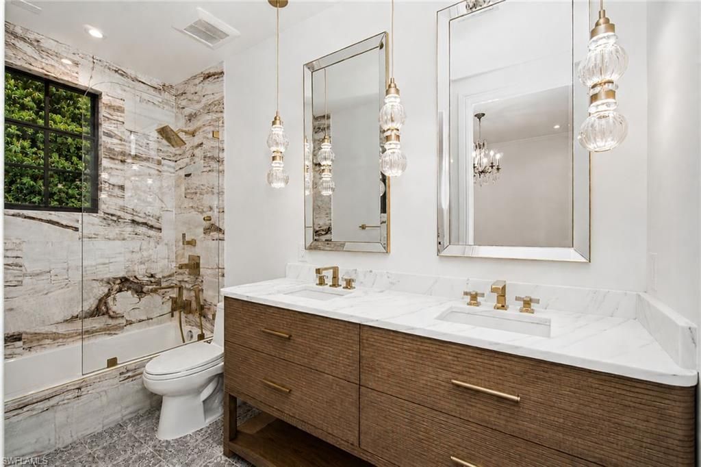 705 10th St S, Unit 202, Naples, FL 34102 Photo