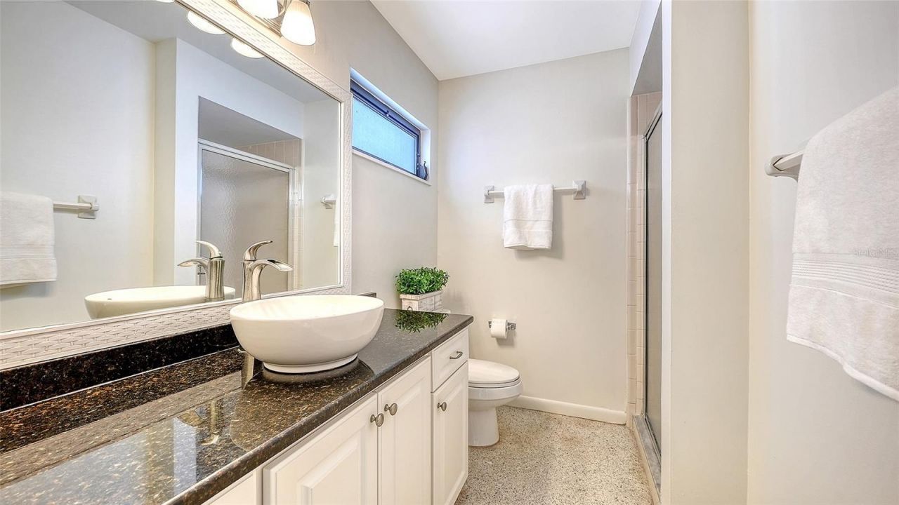 2761 Horseshoe Court, Unit Q4, Sarasota, FL 34235 Photo