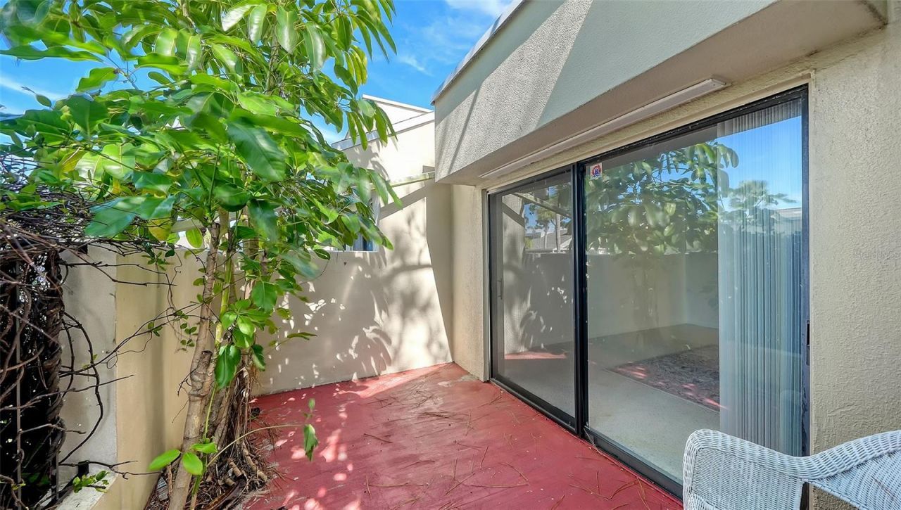 2761 Horseshoe Court, Unit Q4, Sarasota, FL 34235 Photo