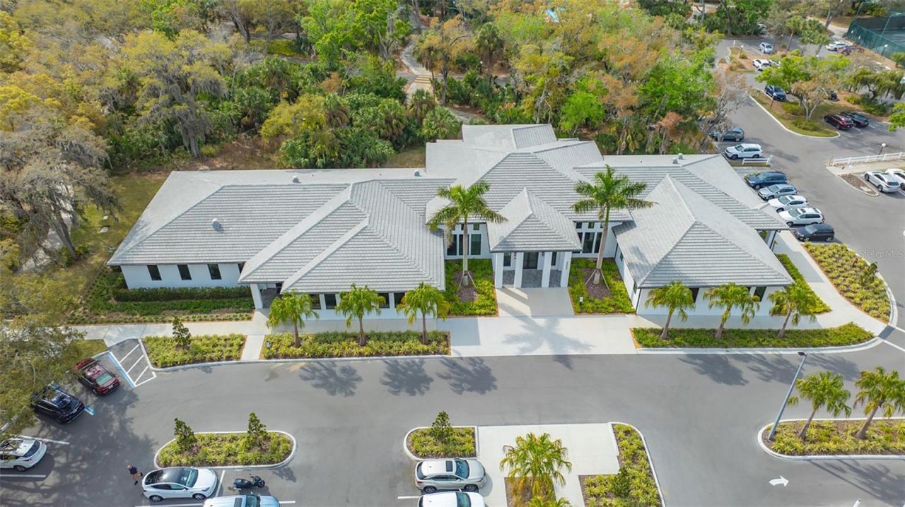 2761 Horseshoe Court, Unit Q4, Sarasota, FL 34235 Photo