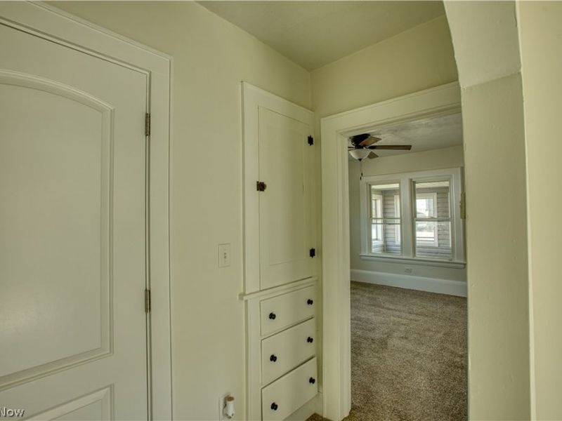 293 E Cassell Avenue , Barberton, OH 44203 Photo 10