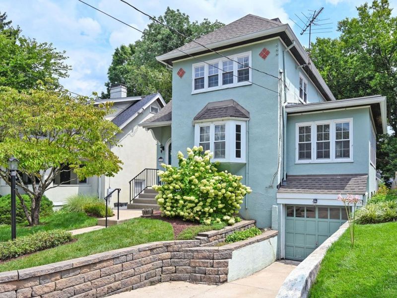 3658 Bellecrest Avenue, Cincinnati, OH 45208 Photo 2