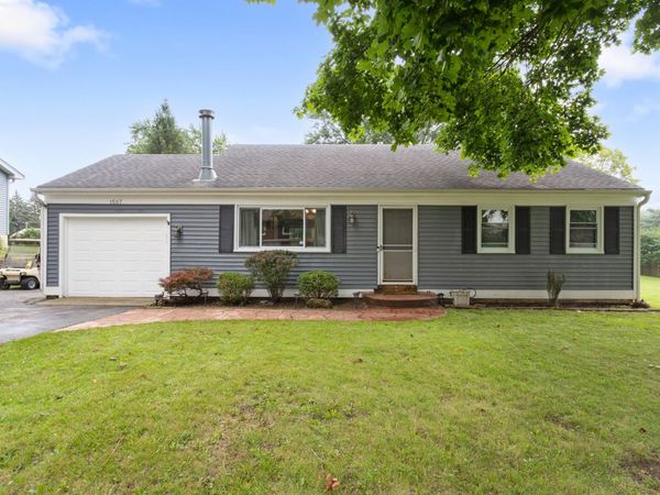 1507 Sunset Drive , McHenry, IL 60051