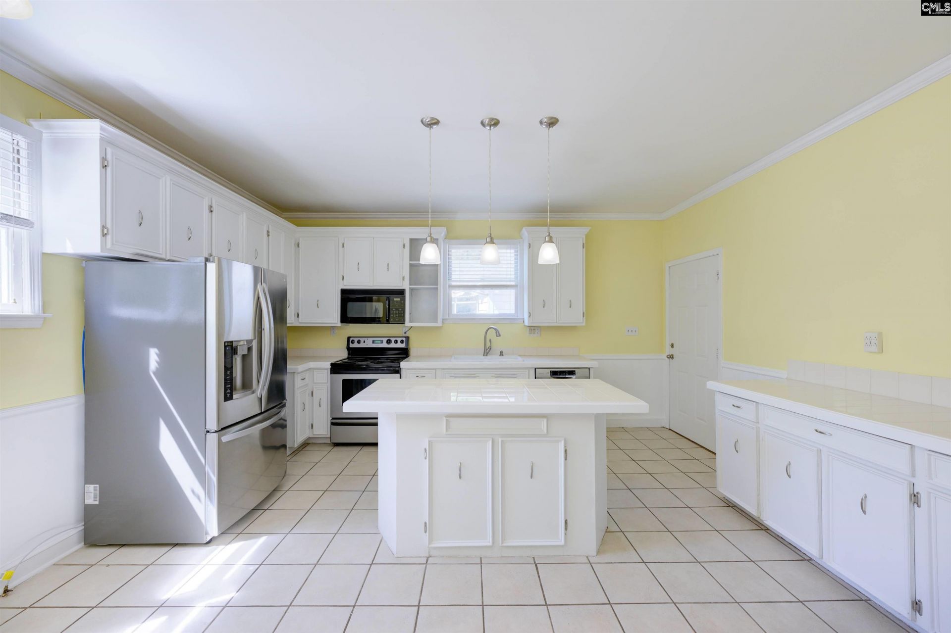 1002 Benton Street Photo 19