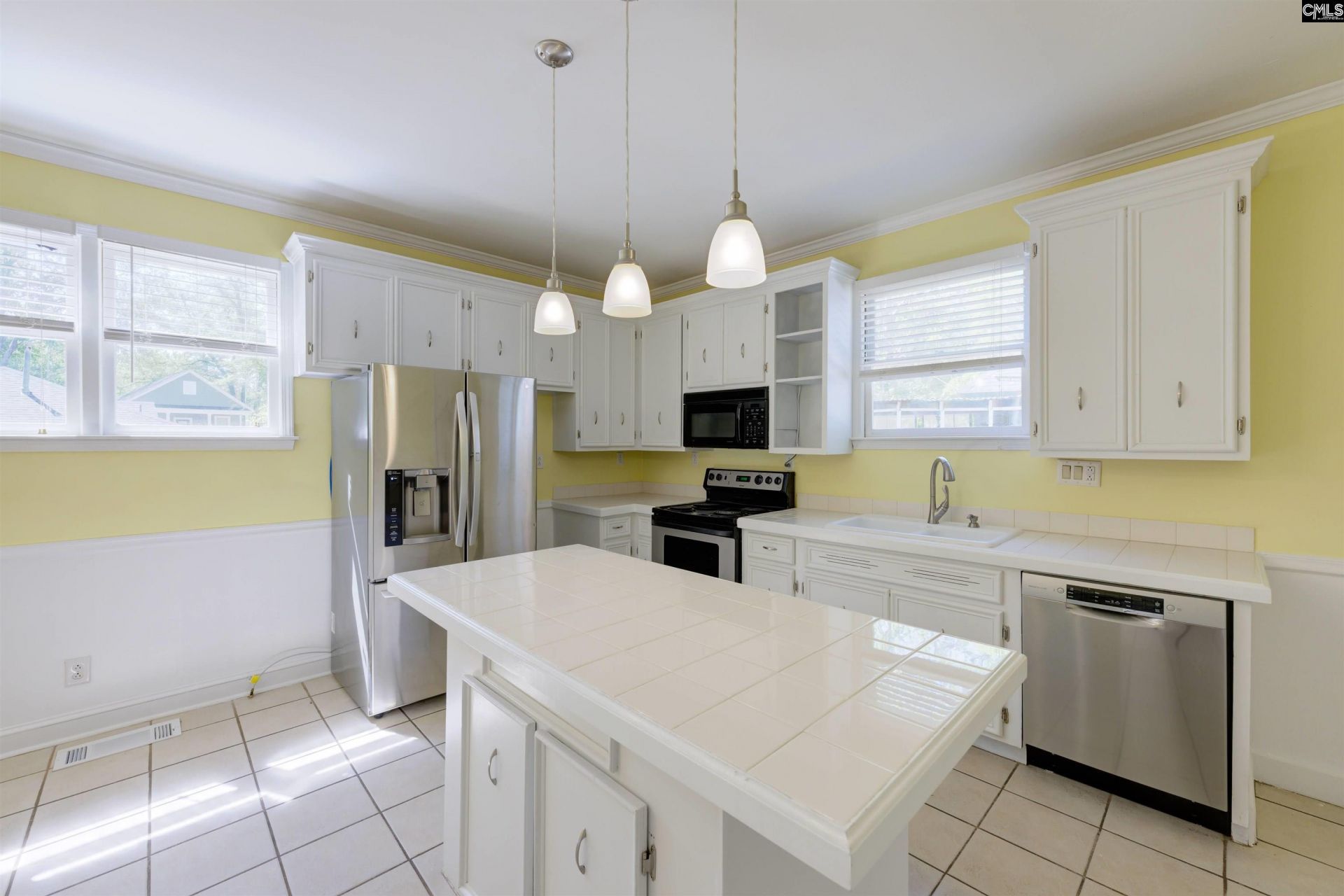 1002 Benton Street Photo 20