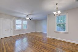 1002 Benton Street photo 4