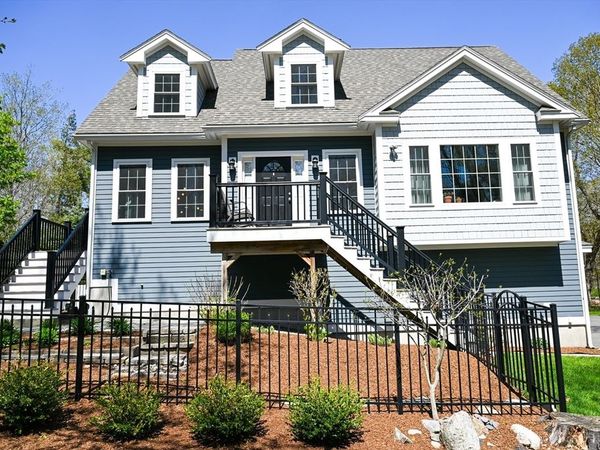 60 Harding St, Unit C, Medfield, MA 02052