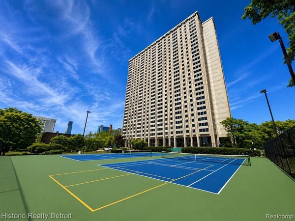 1300 E Lafayette Street, Unit 305, Detroit, MI 48207