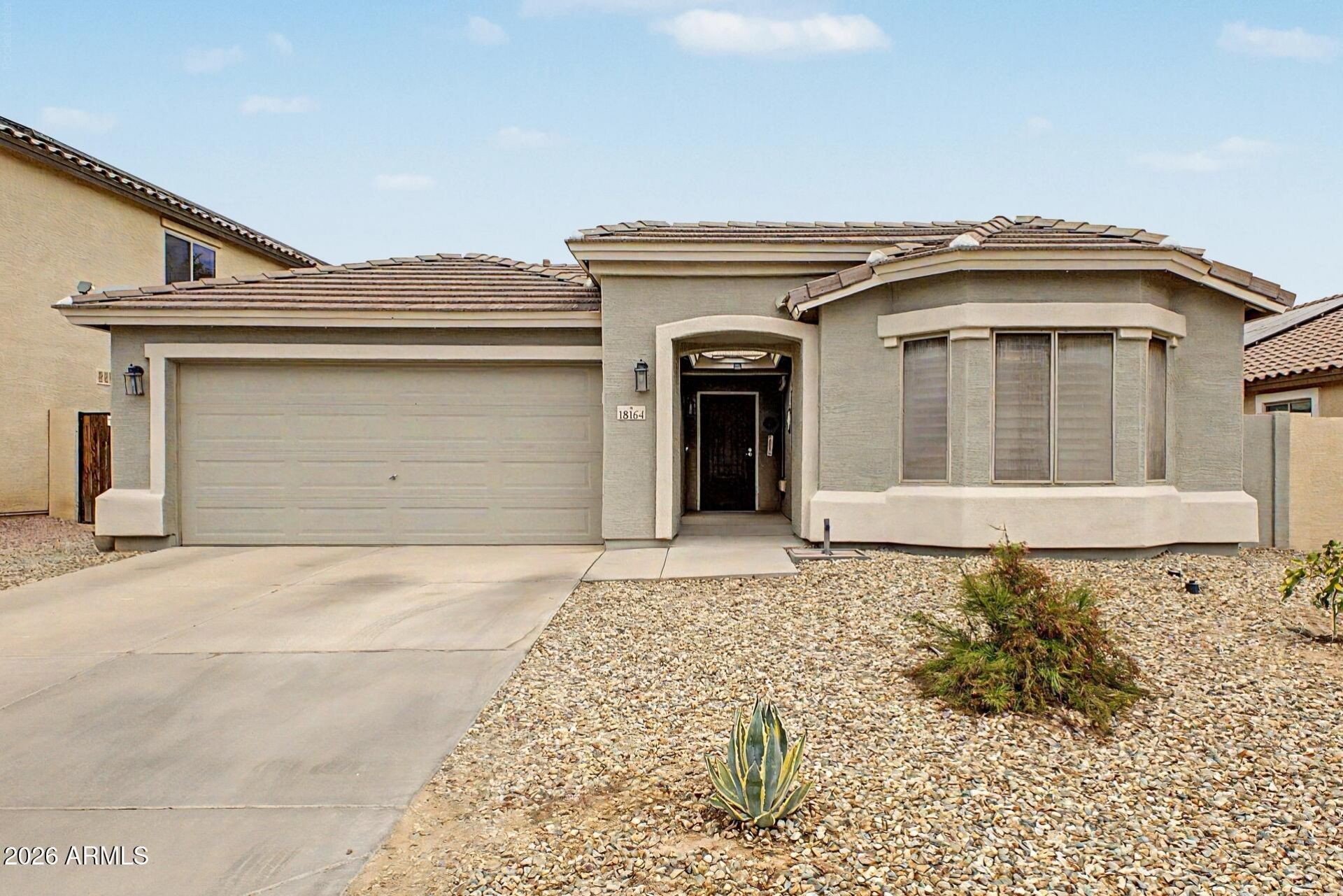 18164 W Desert Lane, Surprise, AZ 85388 Main Photo