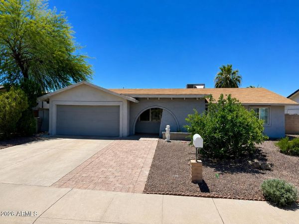 5603 W TIERRA BUENA Lane, Glendale, AZ 85306