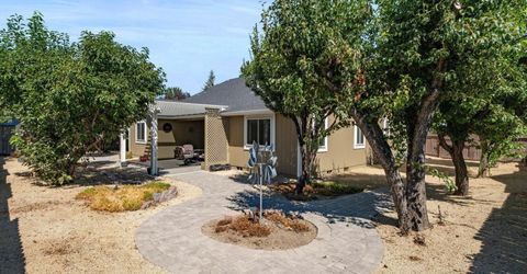1355 Guiness Way, Gardnerville, NV 89410 Photo