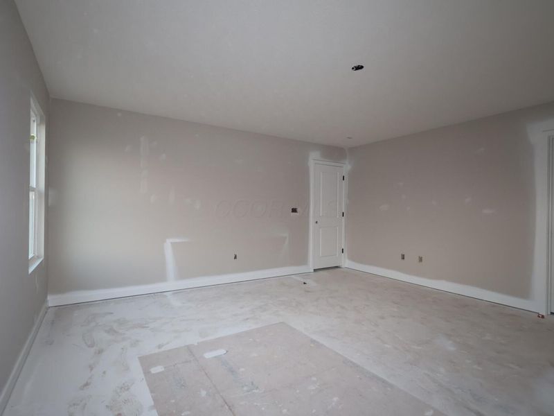 7931 Collins Drive, Reynoldsburg, OH 43068 Photo 9