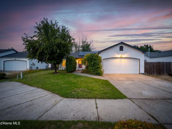 2005 N Blossom CT , Post Falls, ID 83854
