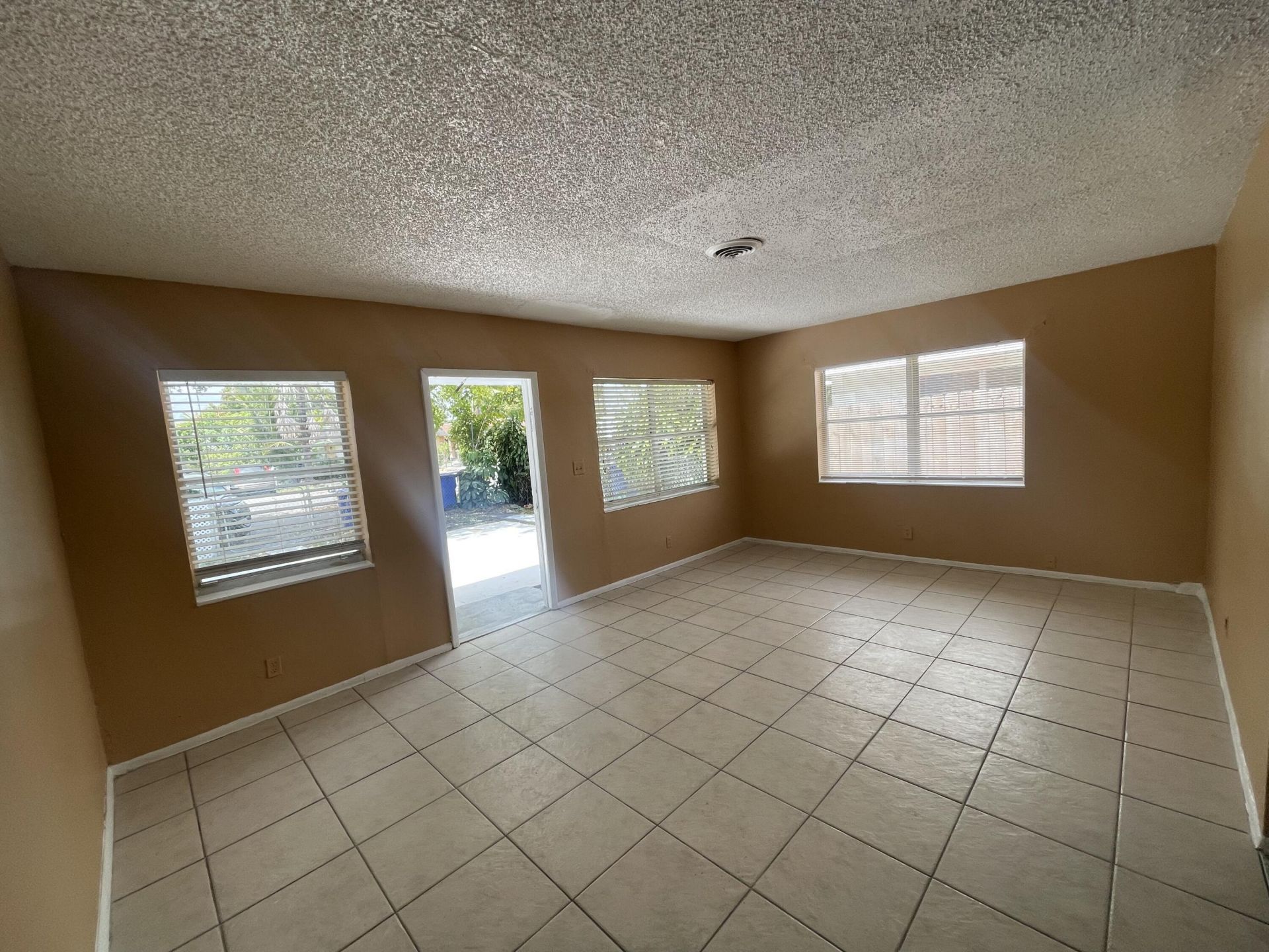 1316 NW 8th Avenue, Unit A, Fort Lauderdale, FL 33311 Photo