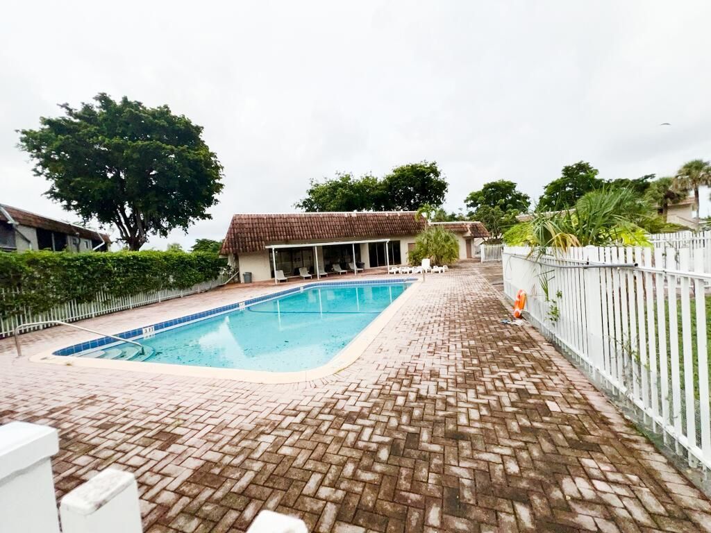 3777 NW 78th Avenue, Unit 46E, Davie, FL 33024 Photo