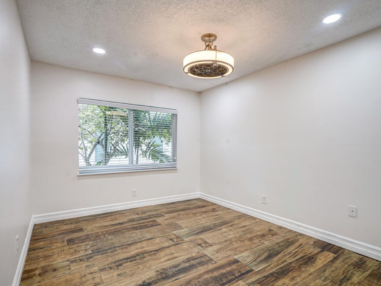 5700 SW 115th Avenue, Cooper City, FL 33330 Photo