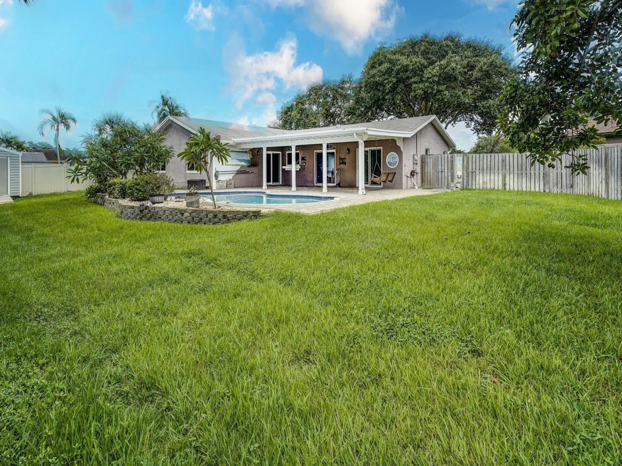5700 SW 115th Avenue, Cooper City, FL 33330 Photo