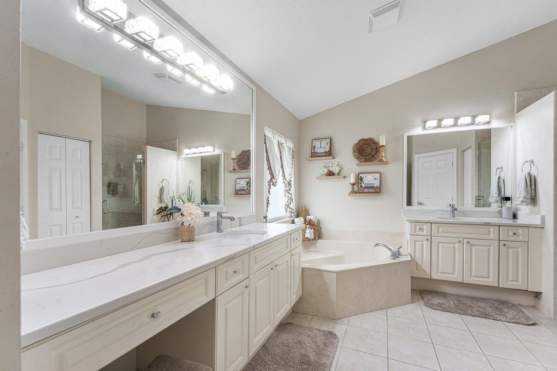 5641 Fountains Drive S, Unit 5641, Lake Worth, FL 33467 Photo