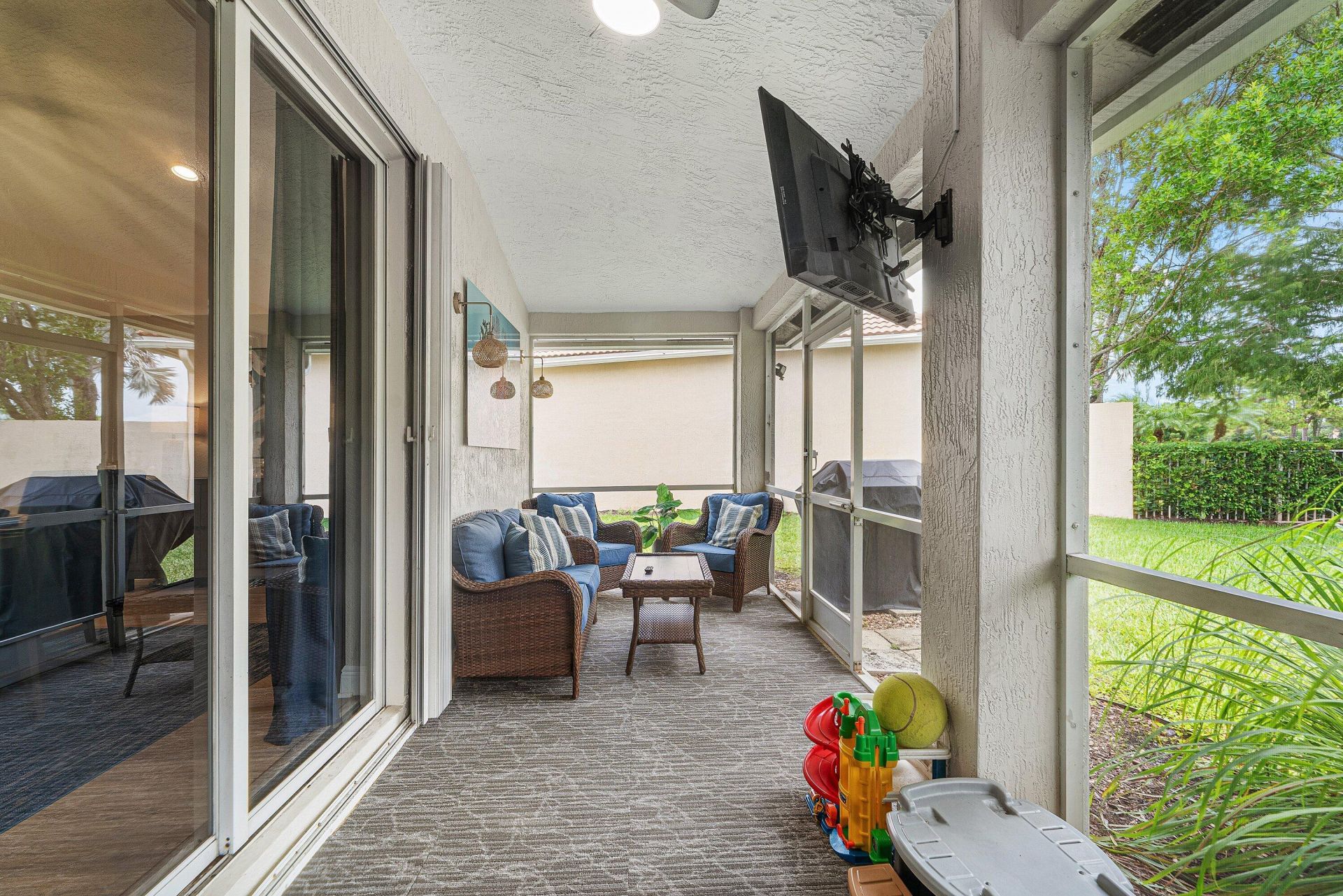 5641 Fountains Drive S, Unit 5641, Lake Worth, FL 33467 Photo