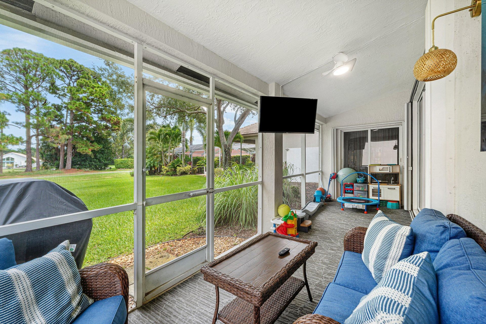 5641 Fountains Drive S, Unit 5641, Lake Worth, FL 33467 Photo