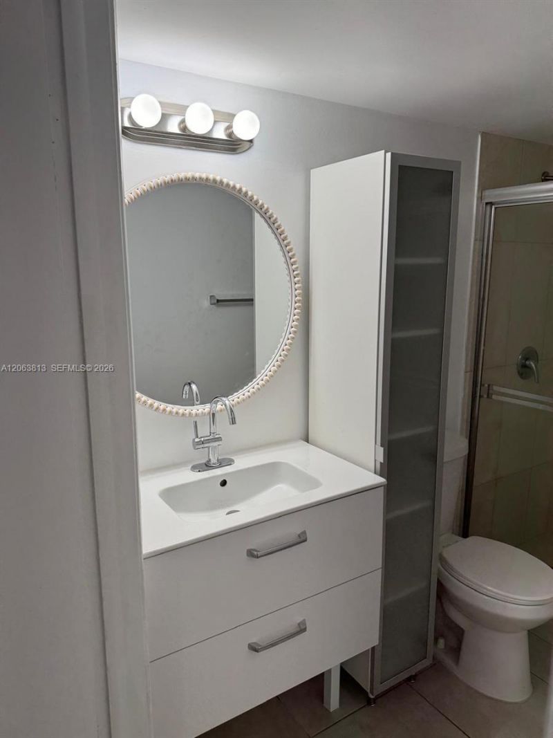 6135 NW 186th St , Unit 312, Hialeah, FL 33015 Photo