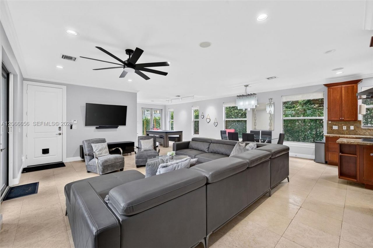 125 NE 16th Ter , Fort Lauderdale, FL 33301 Photo