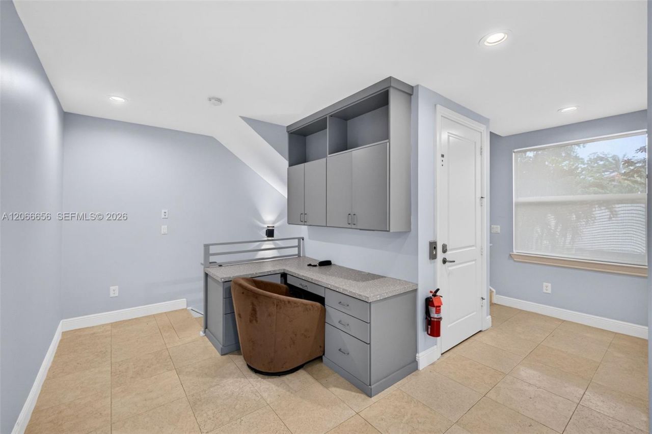 125 NE 16th Ter , Fort Lauderdale, FL 33301 Photo