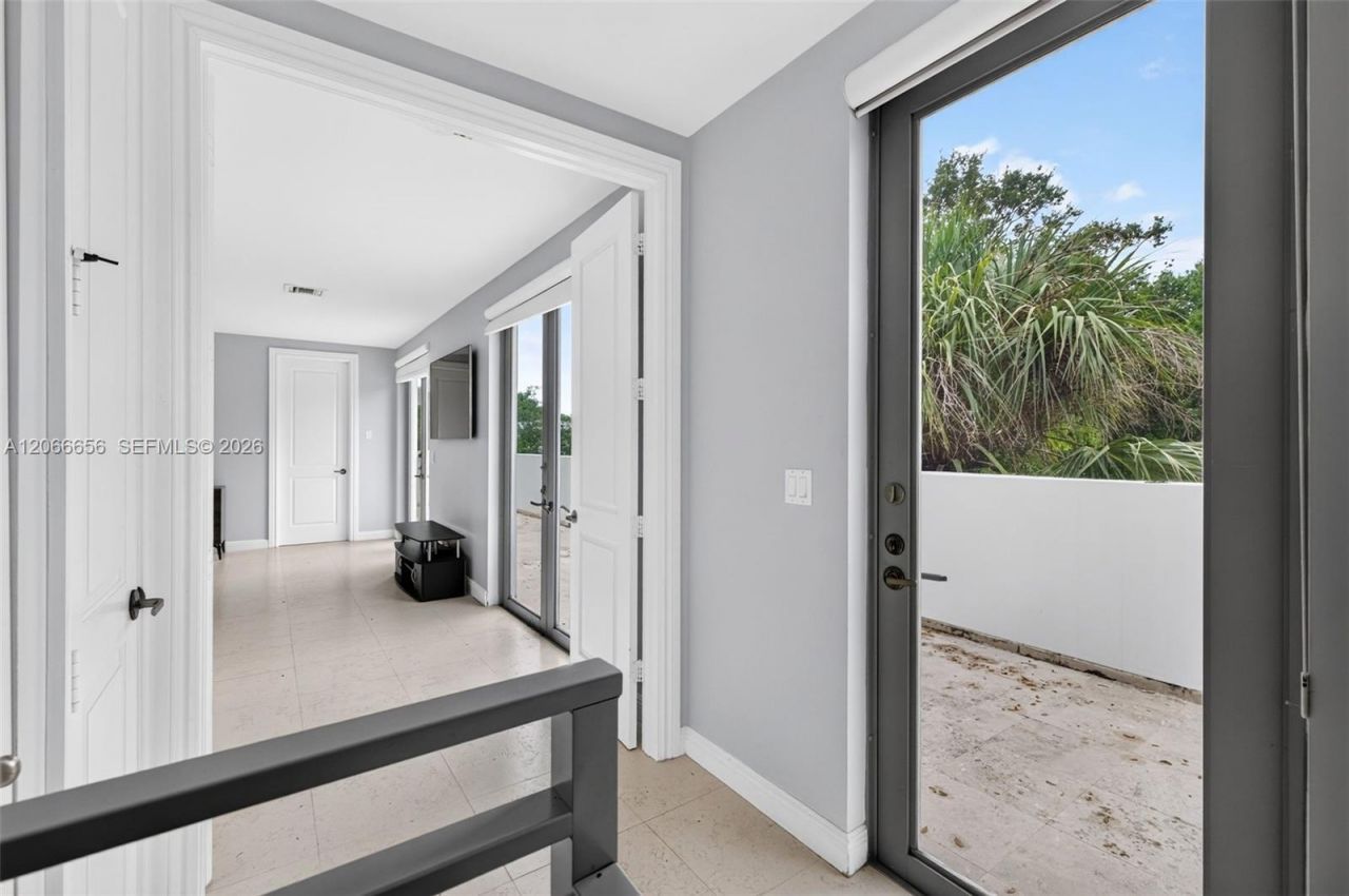 125 NE 16th Ter , Fort Lauderdale, FL 33301 Photo
