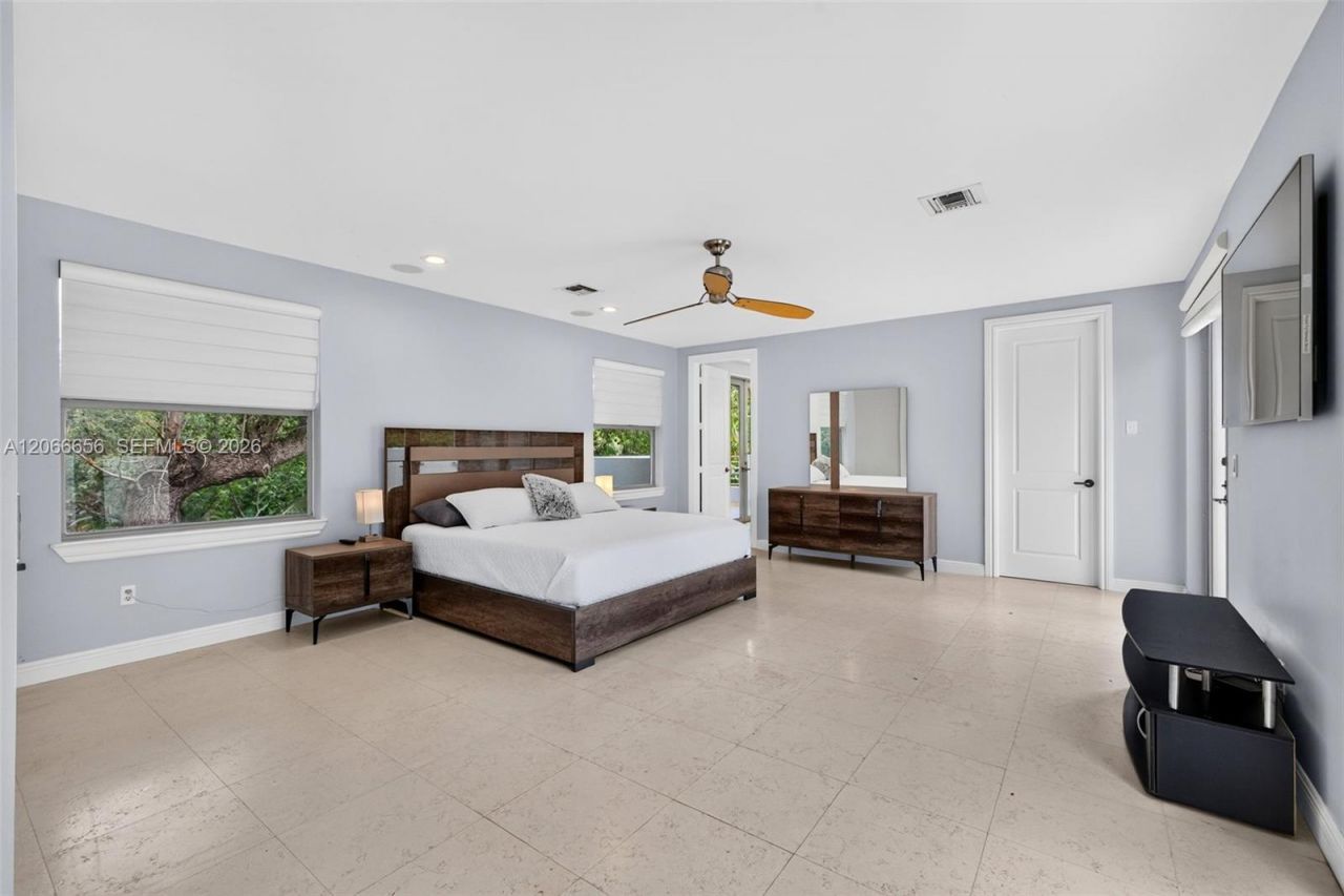 125 NE 16th Ter , Fort Lauderdale, FL 33301 Photo