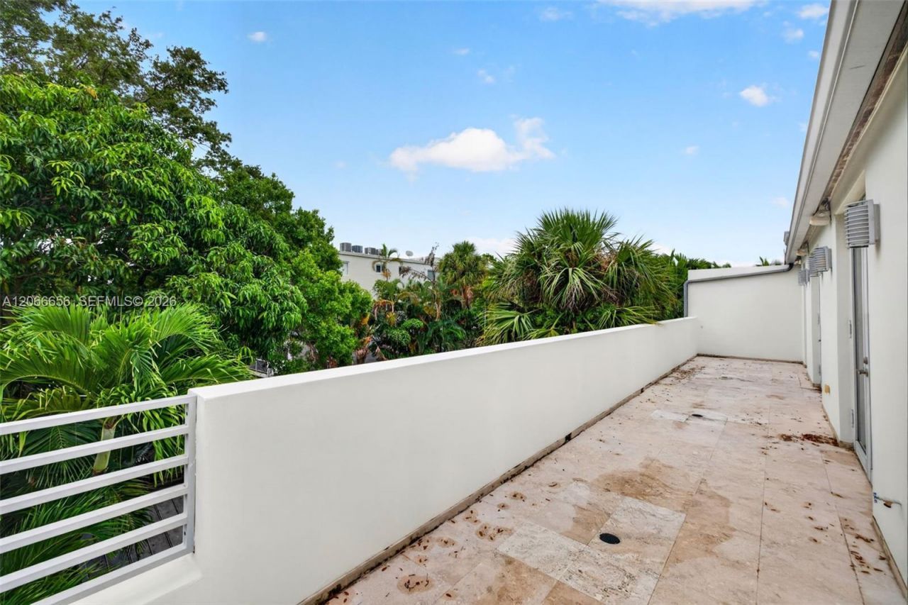 125 NE 16th Ter , Fort Lauderdale, FL 33301 Photo