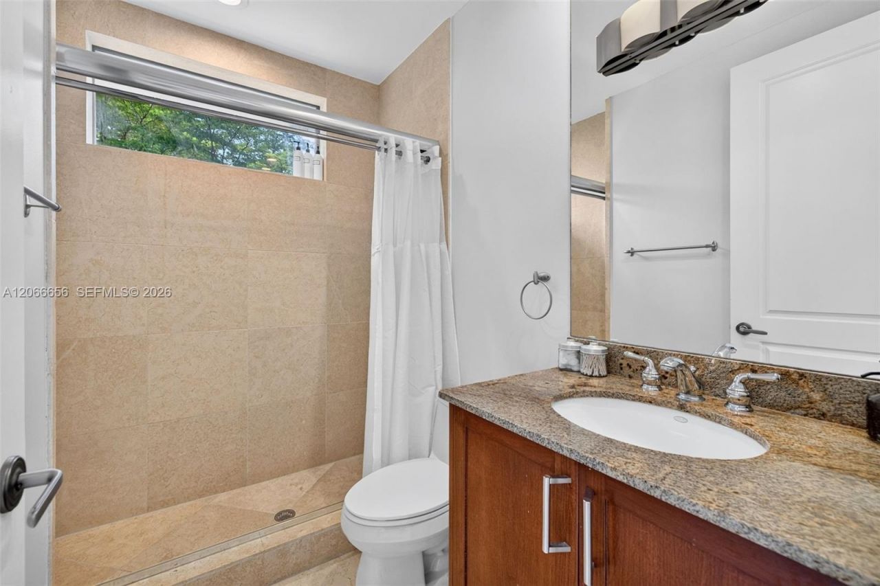 125 NE 16th Ter , Fort Lauderdale, FL 33301 Photo