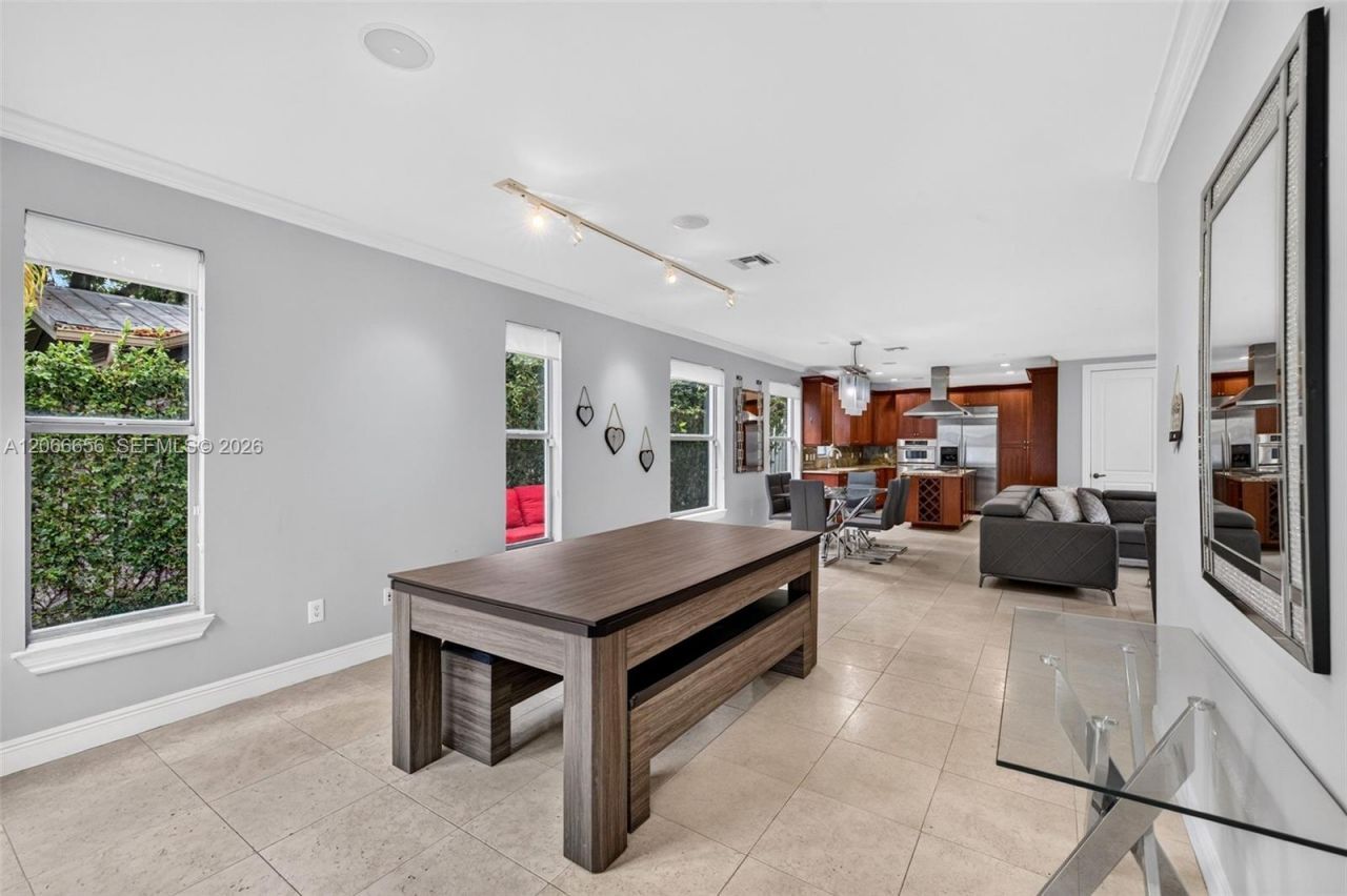 125 NE 16th Ter , Fort Lauderdale, FL 33301 Photo