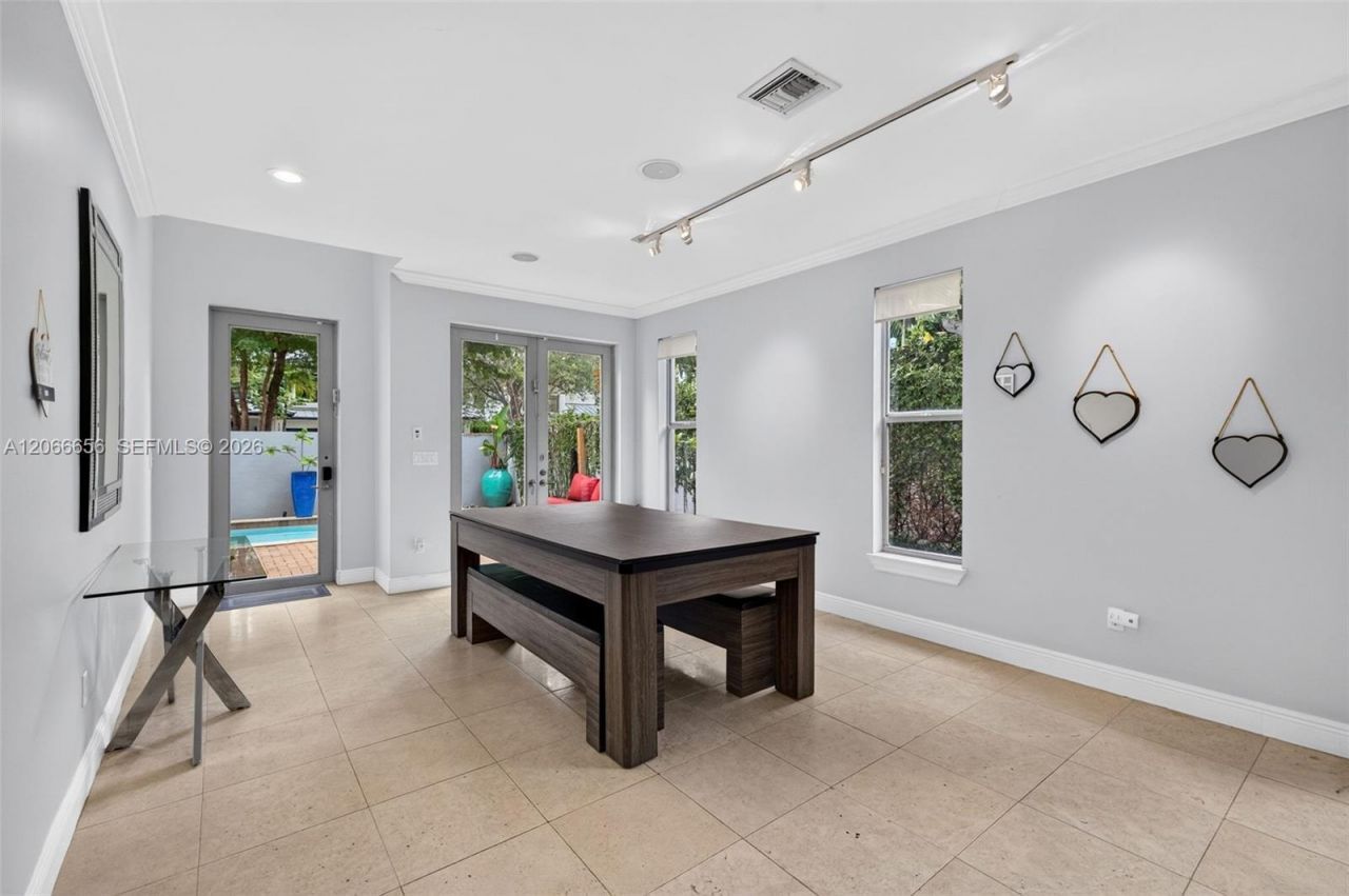 125 NE 16th Ter , Fort Lauderdale, FL 33301 Photo