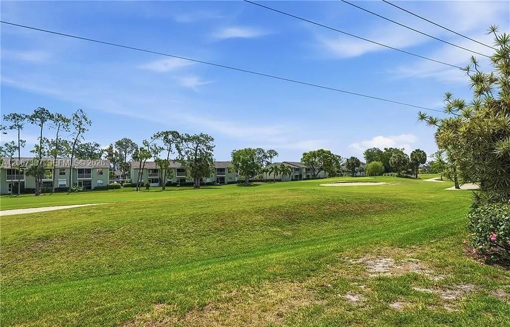 1085 Forest Lakes Dr , Unit 8102, Naples, FL 34105 Photo