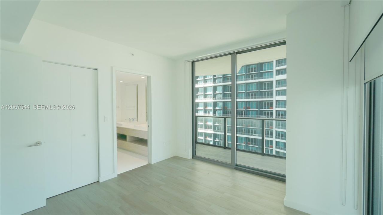 1300 S Miami Ave, Unit 2610, Miami, FL 33130 Photo