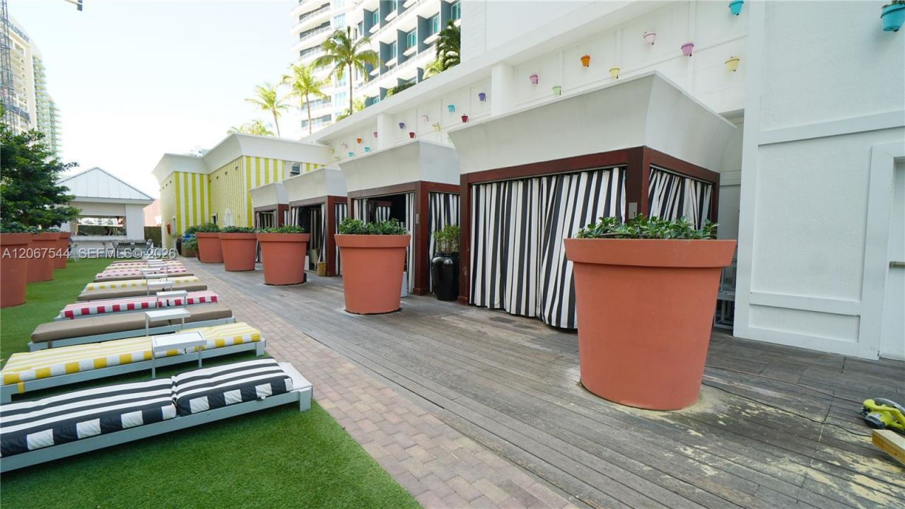 1300 S Miami Ave, Unit 2610, Miami, FL 33130 Photo