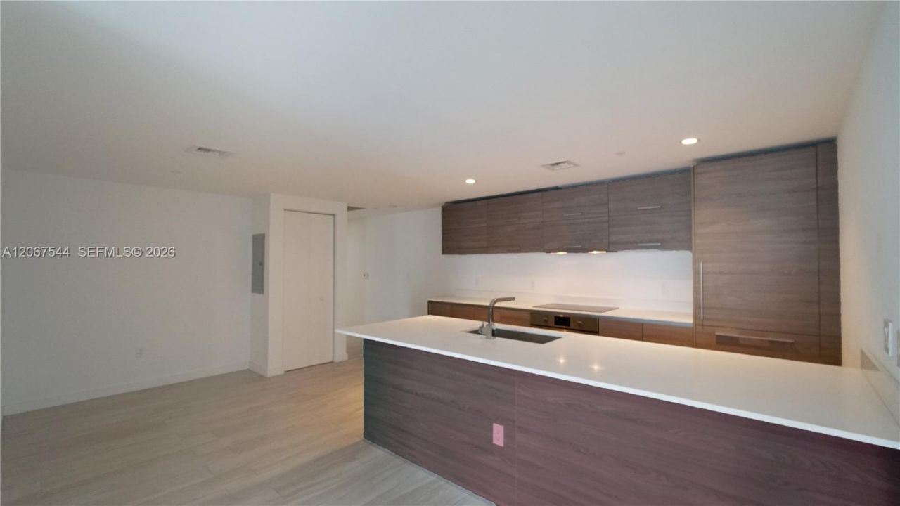 1300 S Miami Ave, Unit 2610, Miami, FL 33130 Photo