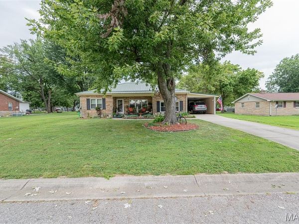 608 Swanson , Belle, MO 65013