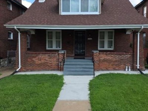 5010 N Kingshighway Boulevard, St Louis, MO 63115