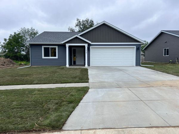1427 Sunrise Avenue SE, Rochester, MN 55904