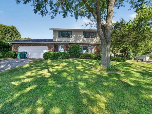 4552 Falcon Court, Cottage Grove, WI 53527