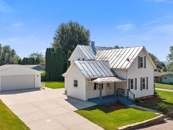 401 15th Street, Unit 1708, Baraboo, WI 53913
