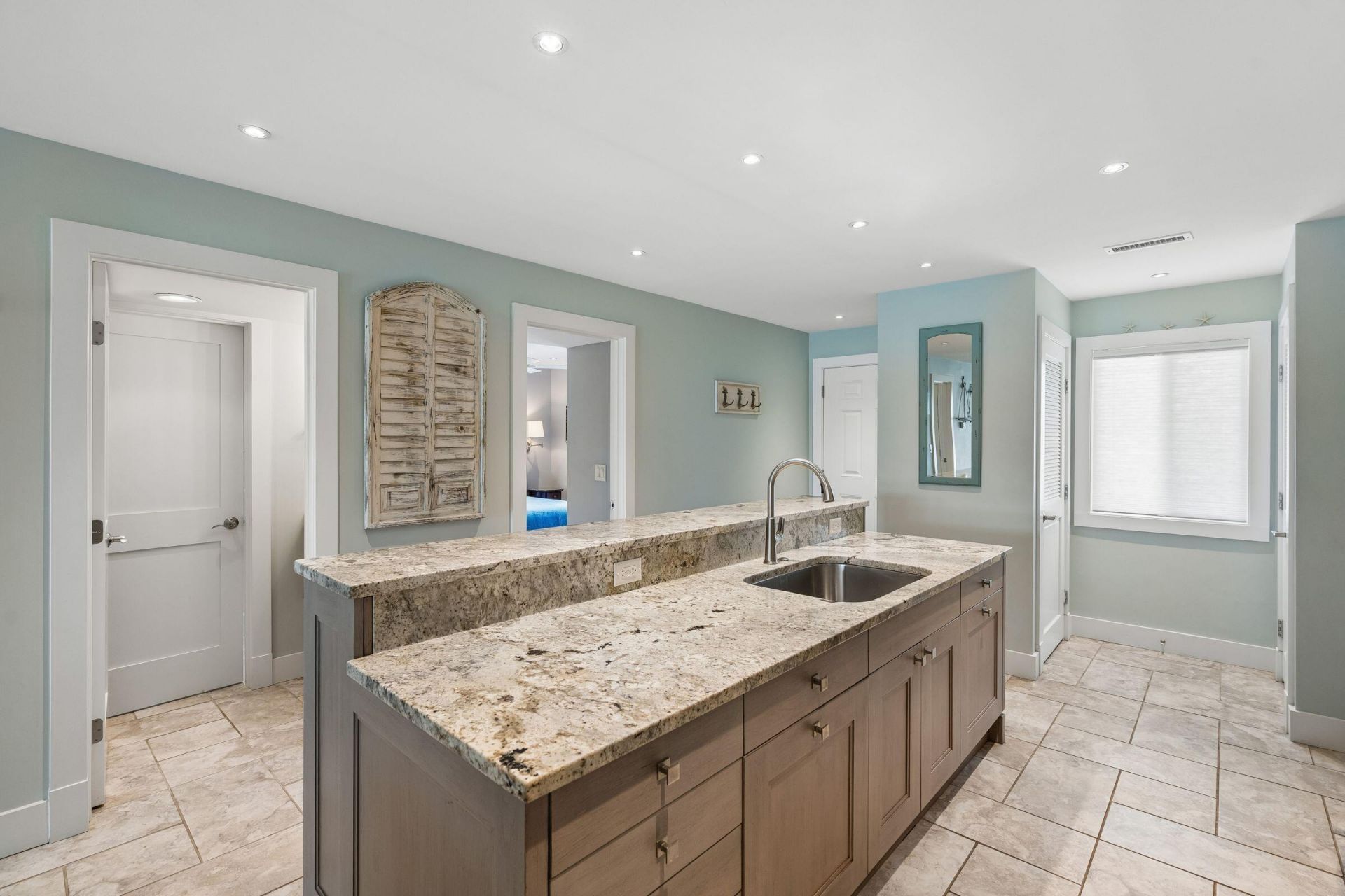 47 W Mariners Cay Drive Photo 13