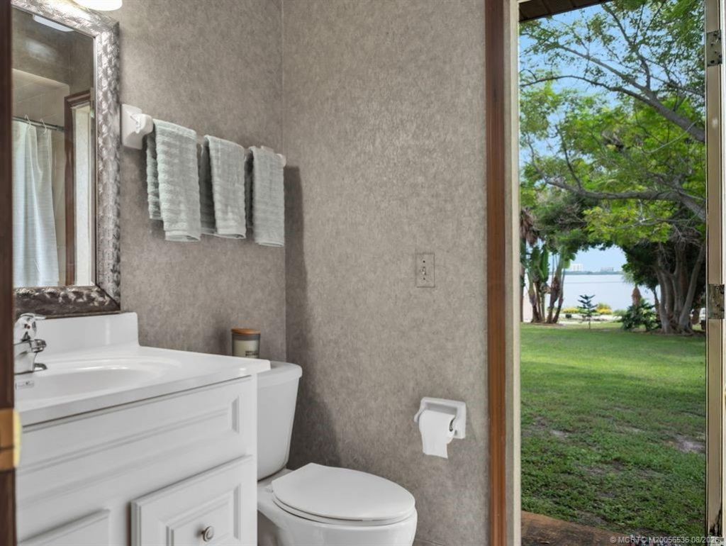 104 Sheridan Lane, Jensen Beach, FL 34957 Photo