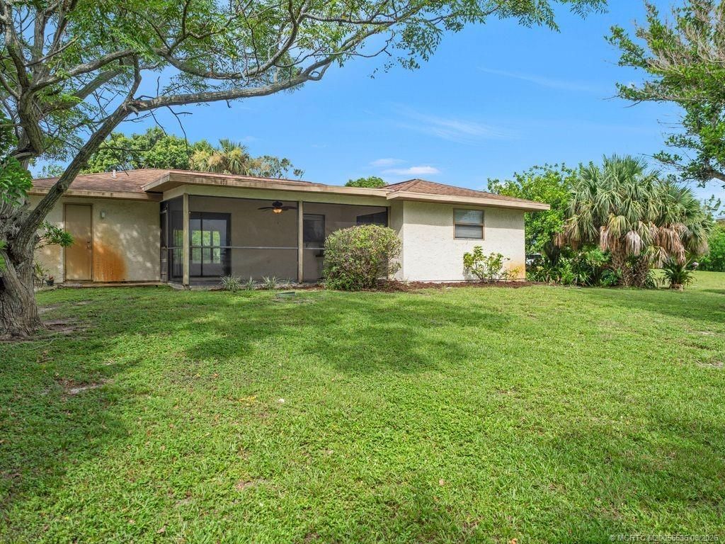 104 Sheridan Lane, Jensen Beach, FL 34957 Photo