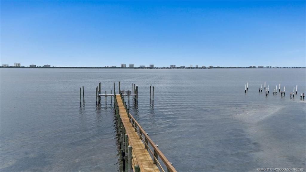 104 Sheridan Lane, Jensen Beach, FL 34957 Photo