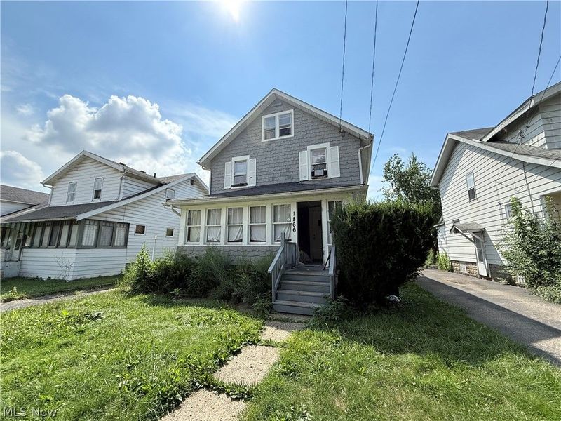 1866 16th Street SW, Akron, OH 44314 Photo 3