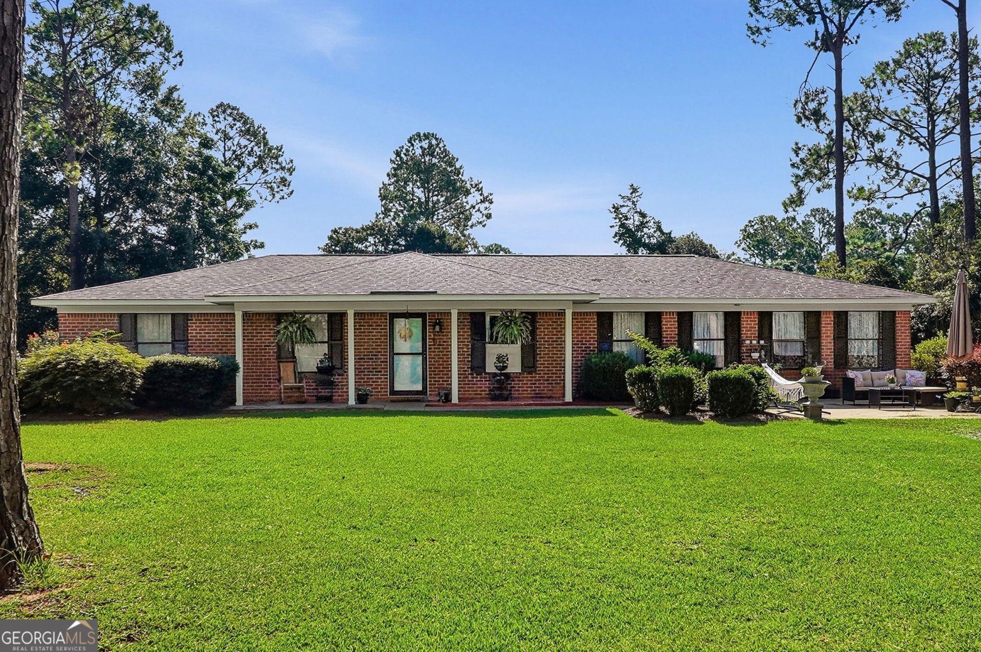 231 Dunaway Drive, Albany, GA 31721 Main Photo