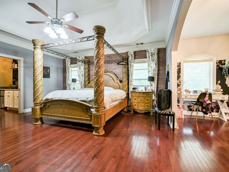 Property Image 32