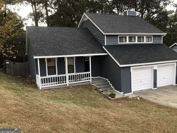 976 Worcester Place NW, Lilburn, GA 30047